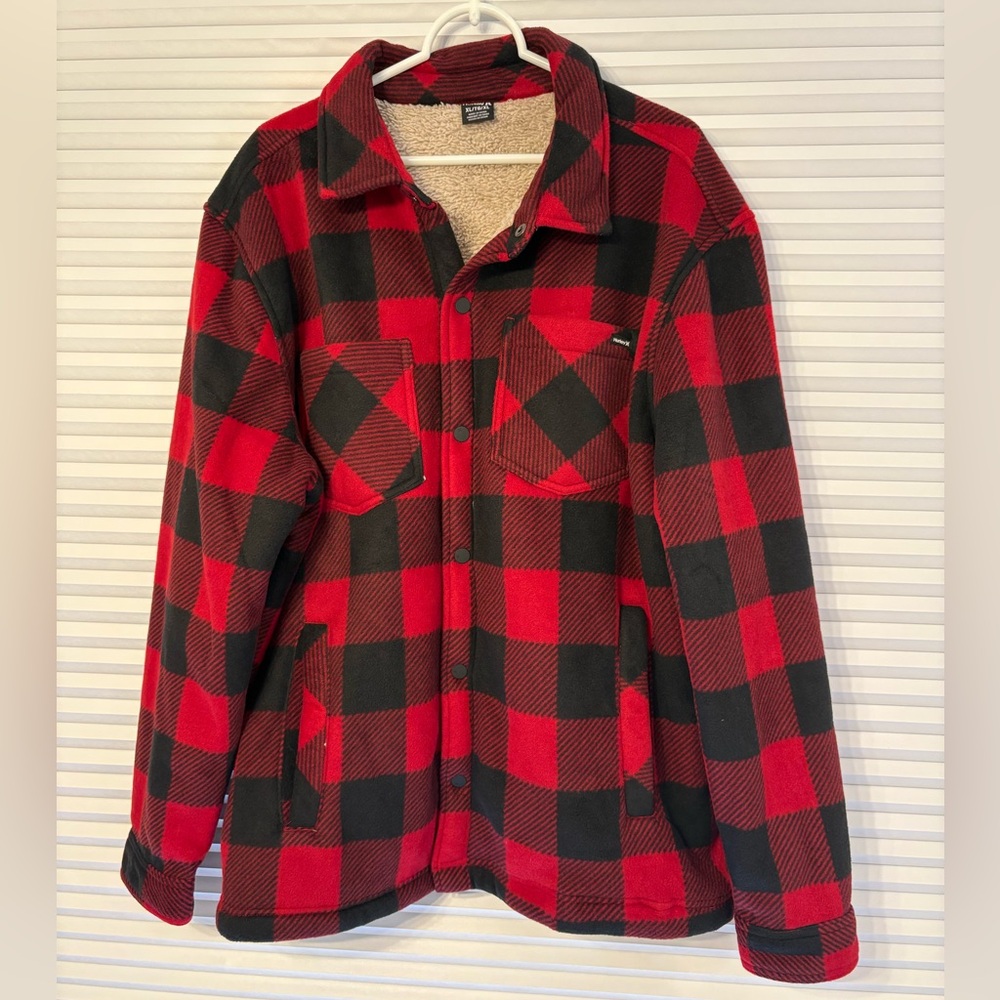 Mens XL Hurley Red and Black Fleece, New without tags.